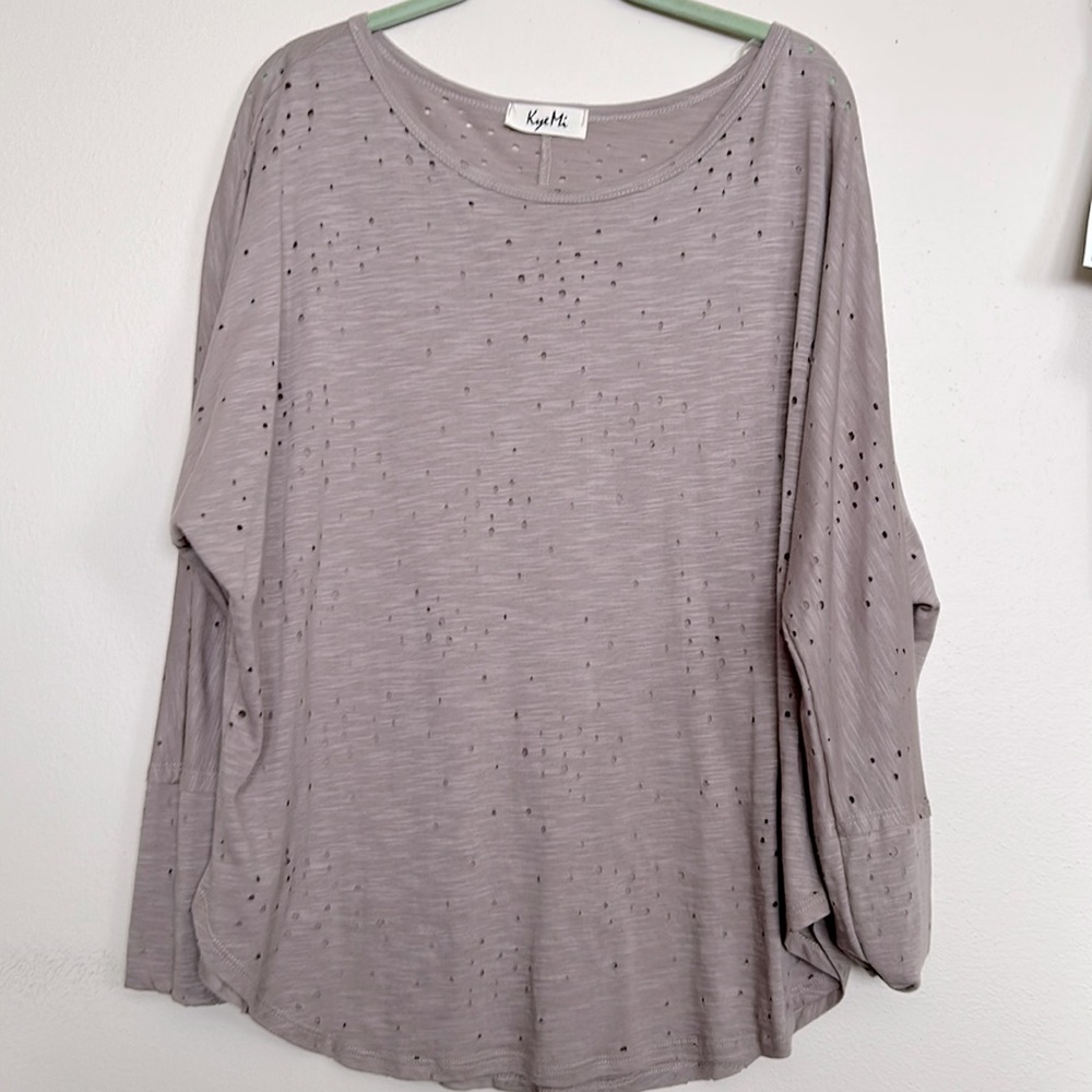 Kyemi Ultra Soft tunic top size medium